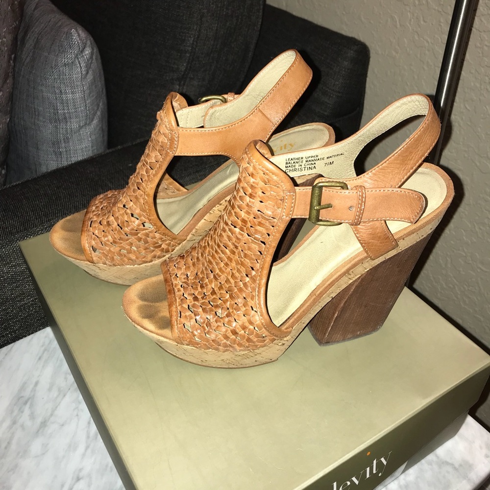 Woven leather wedge with wood and cork heel